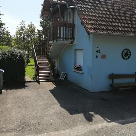 1 étage Apartamento